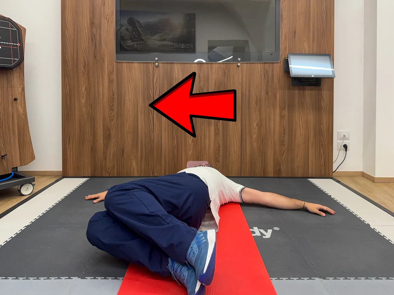 Esercizio per il mal di schiena rotazione destra